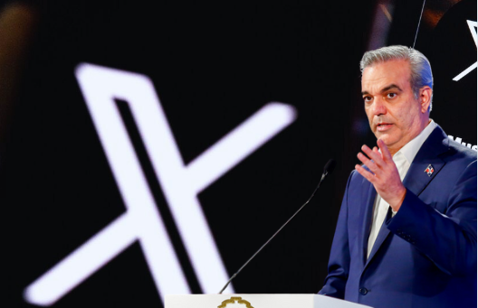 Hackean la Cuenta de X del Presidente Luis Abinader: Tres Publicaciones No Autorizadas
