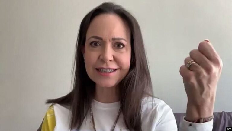 María Corina Machado y Nicolás Maduro convocan a movilizaciones masivas para el 10 de enero en Venezuela