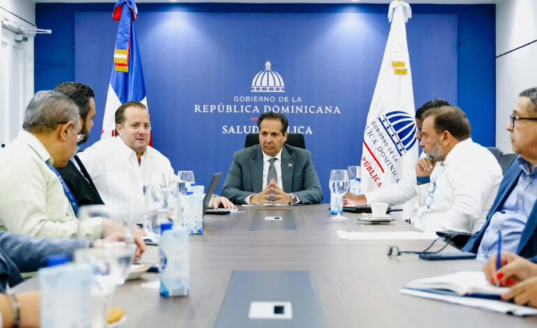Reunión Estratégica entre MSP y la Presidencia para Mejorar el Sistema Sanitario en RD
