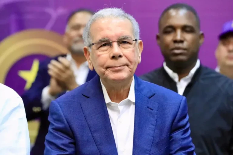Danilo Medina retomará su interacción con los medios en los próximos meses