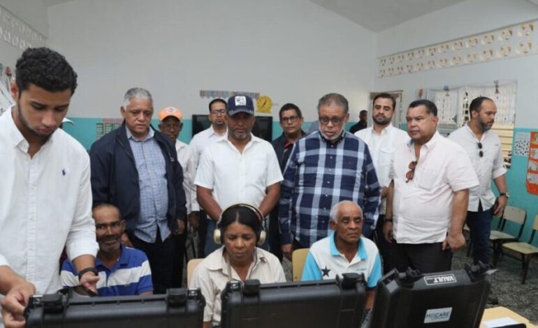  La telemedicina llega a Pedernales con jornada de asistencia integral de la DGDC