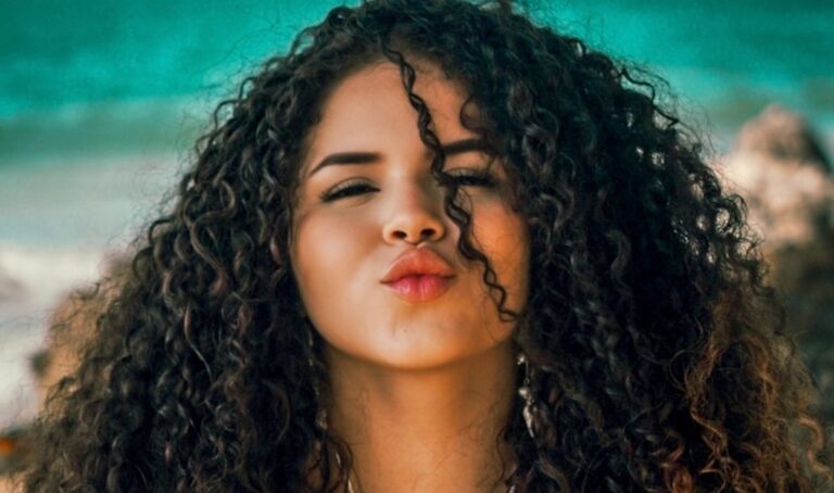Sara Valentina presenta “Taganga”, un viaje sonoro desde el Caribe colombiano hacia el mundo