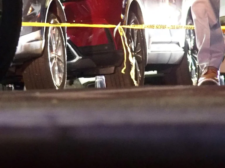 Tiroteo en bar de Brooklyn deja tres muertos y ocho heridos