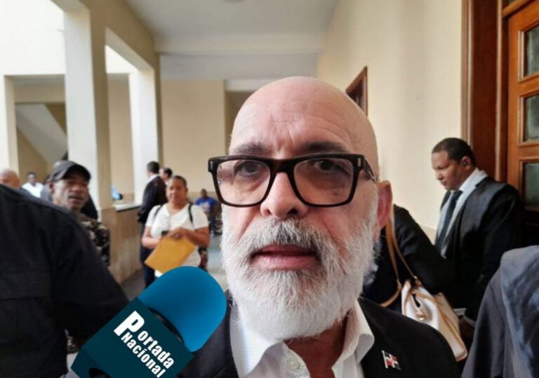 Jueza otorga permiso de salida a Ángel Martínez por razones médicas: enfrentará procesos por difamación desde EE.UU.
