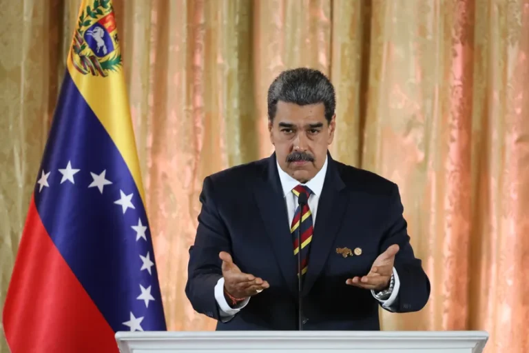 Caracas en alerta máxima: Maduro denuncia “zarpazo militar” de EE.UU. en el Caribe