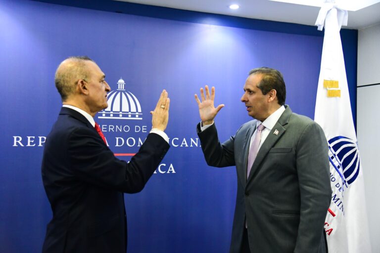 Nuevo director de Promese/CAL promete garantizar medicamentos para todos los dominicanos
