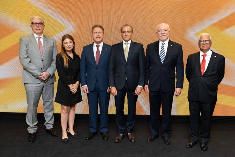 APAP celebra 63 años de éxitos y reconoce a sus colaboradores como el motor de su transformación