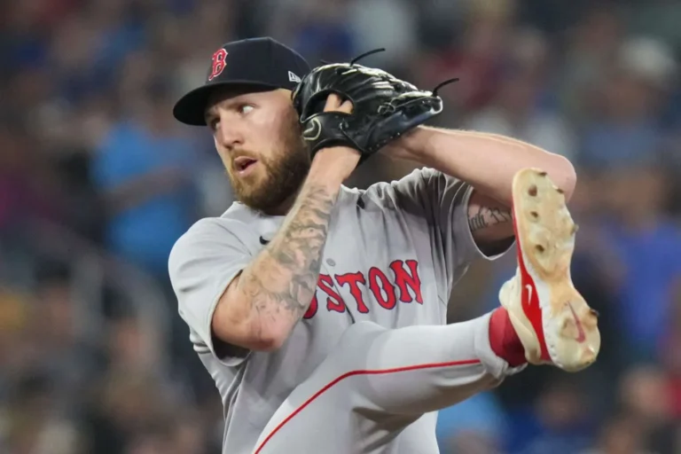 Boston toma ventaja en el Bronx con dominante salida de Garrett Crochet