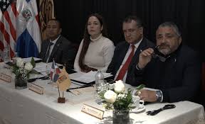 JCE impulsa participación de dominicanos en el exterior