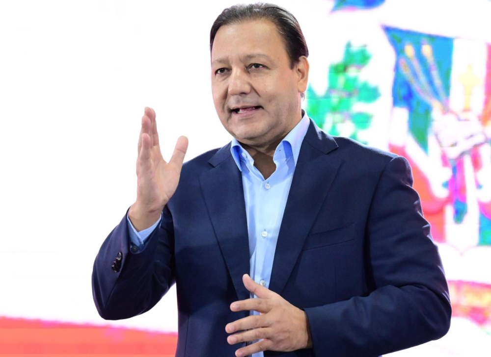 Abel Martínez califica de “fallo total” al gobierno y llama a transformar el país en 2028