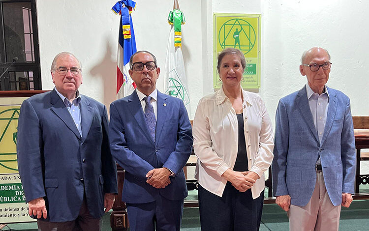 Doctora Irene Pérez Guerra presenta libro índice del Boletín del Museo del Hombre Dominicano