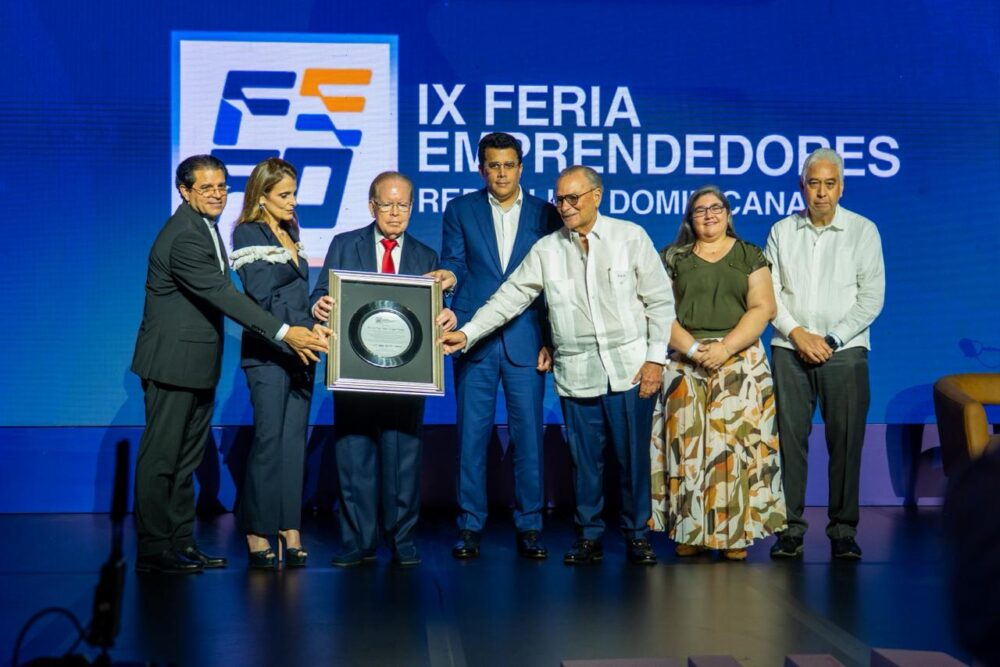 Feria Emprendedores reconoce a Pepín Corripio, Frank Rainieri y Ligia Bonetti por su legado inspirador