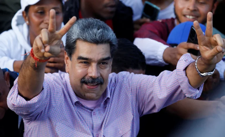 Maduro canta “Imagine” mientras denuncia amenaza militar de EE.UU.