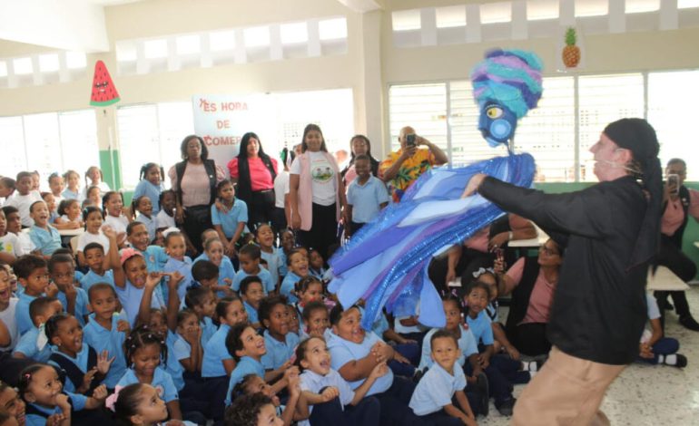 FITIJ 2025 encanta al público infantil con la obra “Quién le tiene miedo al viento”