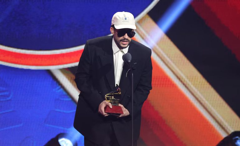 Bad Bunny domina los Latin Grammy: gana Mejor Álbum Urbano y suma tres estatuillas con su proyecto más íntimo
