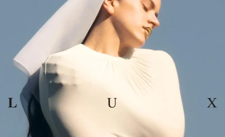 Rosalía hace historia: “Lux” debuta en el Top 5 de la Billboard 200