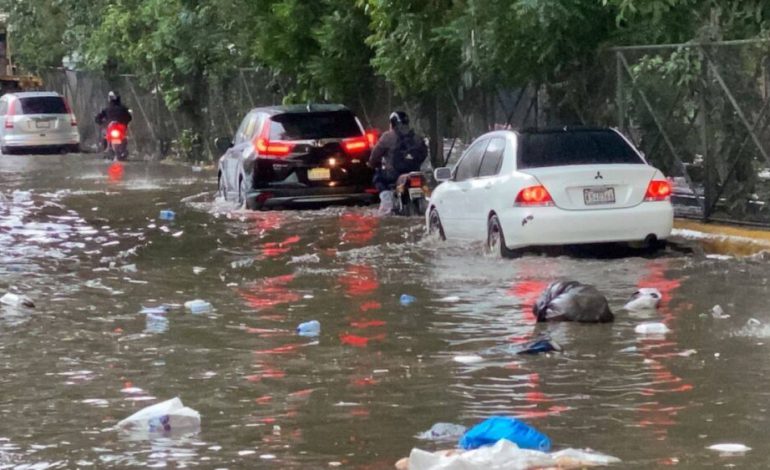 COE coloca cuatro provincias en alerta verde por nublados y posibles inundaciones