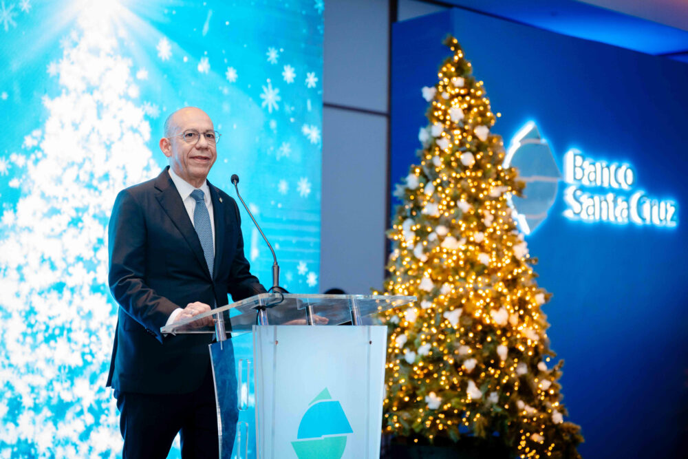 Banco Santa Cruz celebra 26 años de trayectoria y destaca su consolidación como