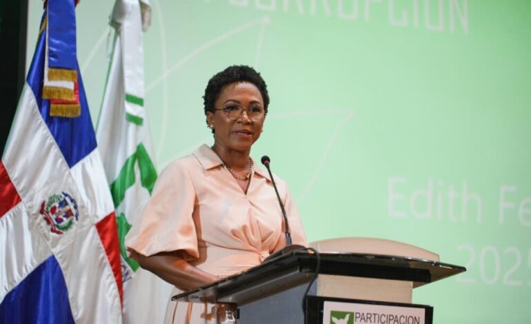 Edith Febles recibe Reconocimiento a la Integridad y Lucha contra la Corrupción 2025