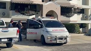 Mujer fallece tras caer de un quinto piso en residencial de Villa Olga