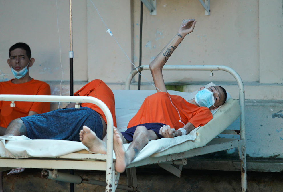 Mueren 15 reclusos en la Penitenciaría del Litoral en medio de crisis sanitaria