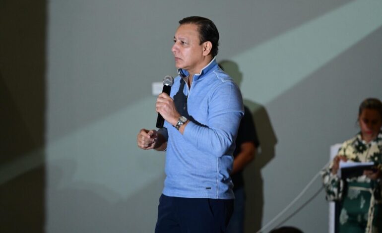 Abel Martínez llama a recuperar la esperanza y promete una Navidad más próspera a partir de 2028