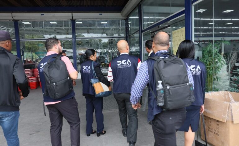 Aduanas interviene comercio asiático en La Vega por control fiscal y aduanero