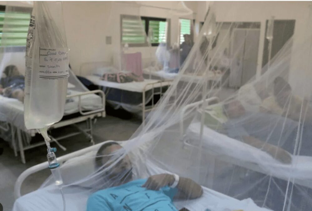 Cuba supera los 40,000 casos de chikunguña en medio de una epidemia que también impulsa el dengue