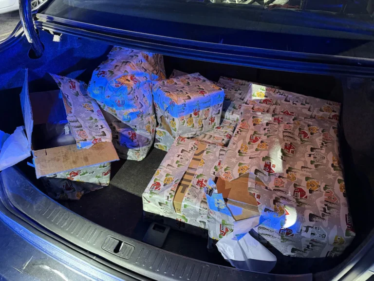 Incautan más de 25 kilos de metanfetamina camuflados como regalos navideños