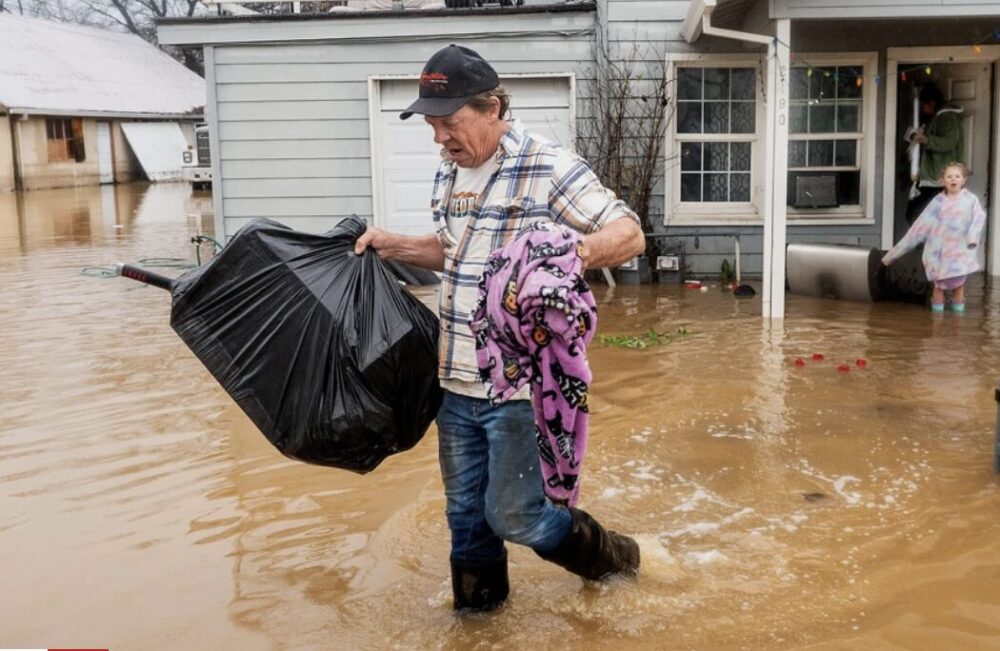 California sin Nochebuena: tormenta histórica obliga a declarar emergencia y pone en alerta a 38 millones de personas