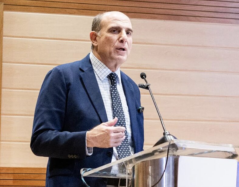 Expertos plantean claves para acelerar el desarrollo económico desde el Cibao