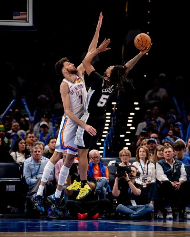 Spurs vuelven a golpear a Thunder en Navidad y encienden la rivalidad del Oeste