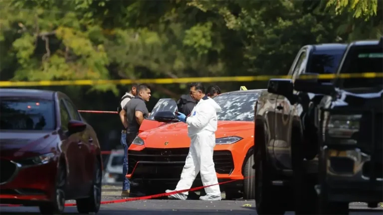 Ataque armado sacude zona residencial de Guadalajara: empresario, su hija y escolta mueren en tiroteo