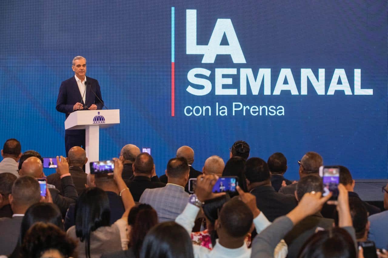 Abinader reafirma “tolerancia cero” a la corrupción y garantiza transparencia en caso SeNaSa