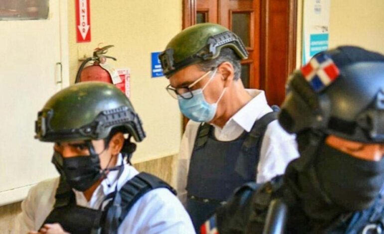 El tribunal decidirá este domingo si siete imputados enfrentarán 18 meses de prisión