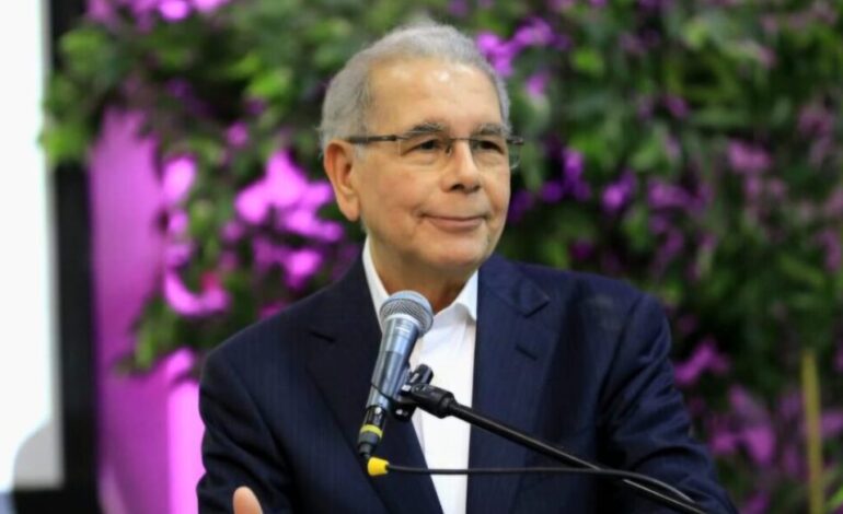 Danilo Medina: “El pueblo debe juzgar a los líderes por lo que hacen, no por lo que dicen”