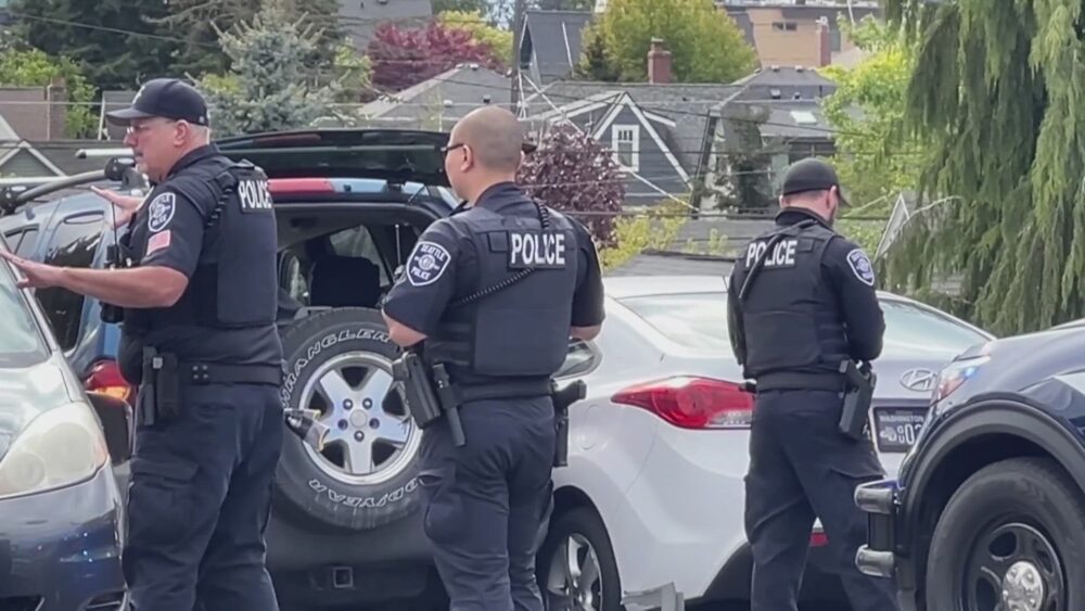 Menores de edad roban un automóvil en Estados Unidos tras imitar un video visto en YouTube