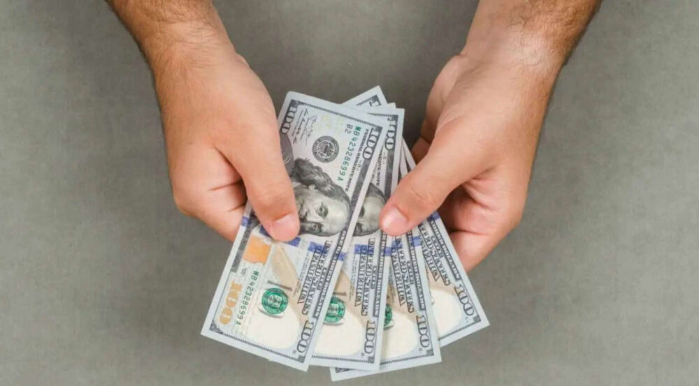 Informe del BID: Sin remesas, 176,964 dominicanos caerían en pobreza relativa o extrema