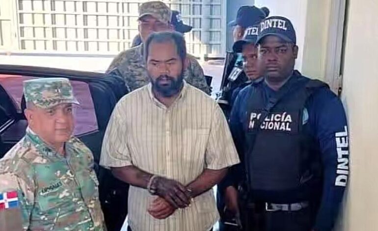 Exsargento separado de la Fuerza Aérea por conducta grave es investigado tras amenazar al presidente Luis Abinader