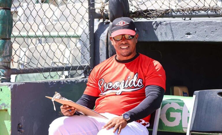 Leones sacuden el staff: despiden a Cintrón y nombran a Ramón Santiago dirigente