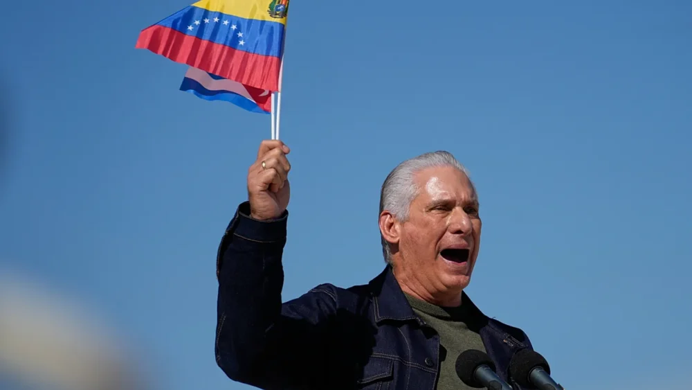 Analistas advierten que Cuba enfrenta escasez crítica de petróleo y energía tras la captura de Maduro