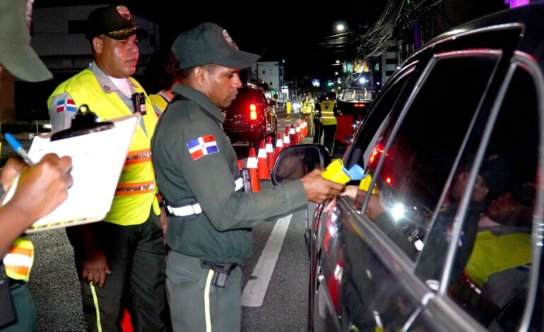 DIGESETT refuerza operativos de alcoholimetría para prevenir accidentes de tránsito
