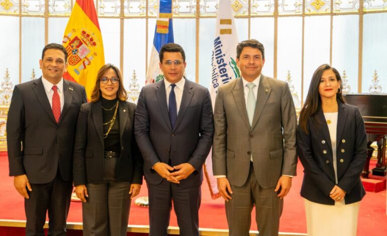 Banco BHD identifica inversiones por US$2,970 millones en Fitur 2026