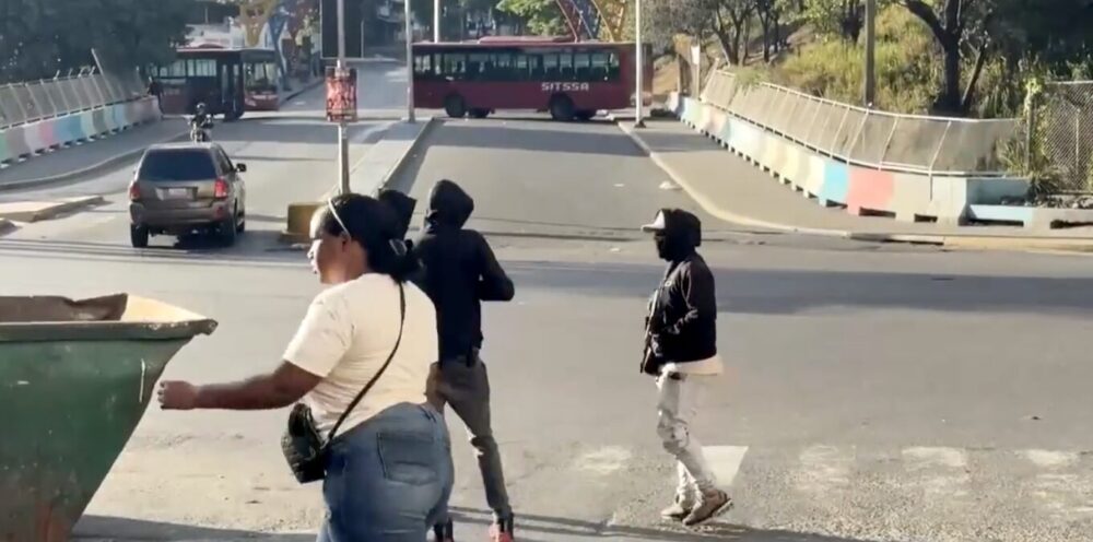 Caracas amanece semiparalizada tras ataque de EE. UU. y captura de Nicolás Maduro