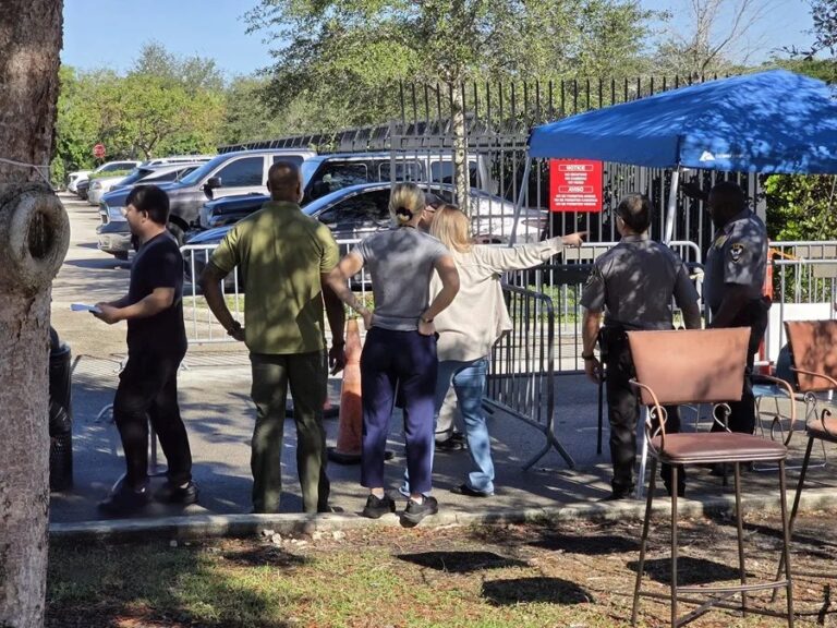 EE. UU. sube a US$2,600 incentivo para la “autodeportación” de migrantes irregulares