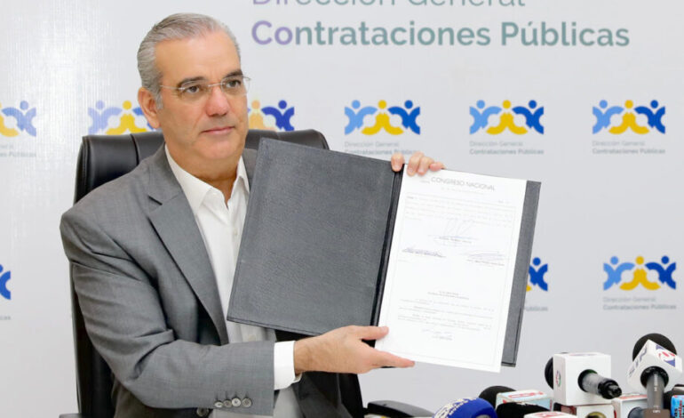 Ley 47-25 moderniza compras públicas y fortalece mipymes