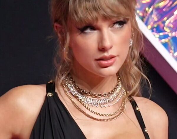 Taylor Swift hace historia y entra al Salón de la Fama de los Compositores