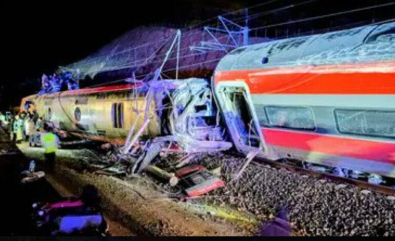 Tragedia ferroviaria sacude España: suben a 21 los muertos tras choque de trenes en Córdoba