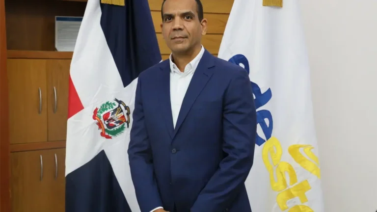 Emilio Contreras asume gerencia de EDEEste para fortalecer la estabilidad y eficiencia del servicio eléctrico