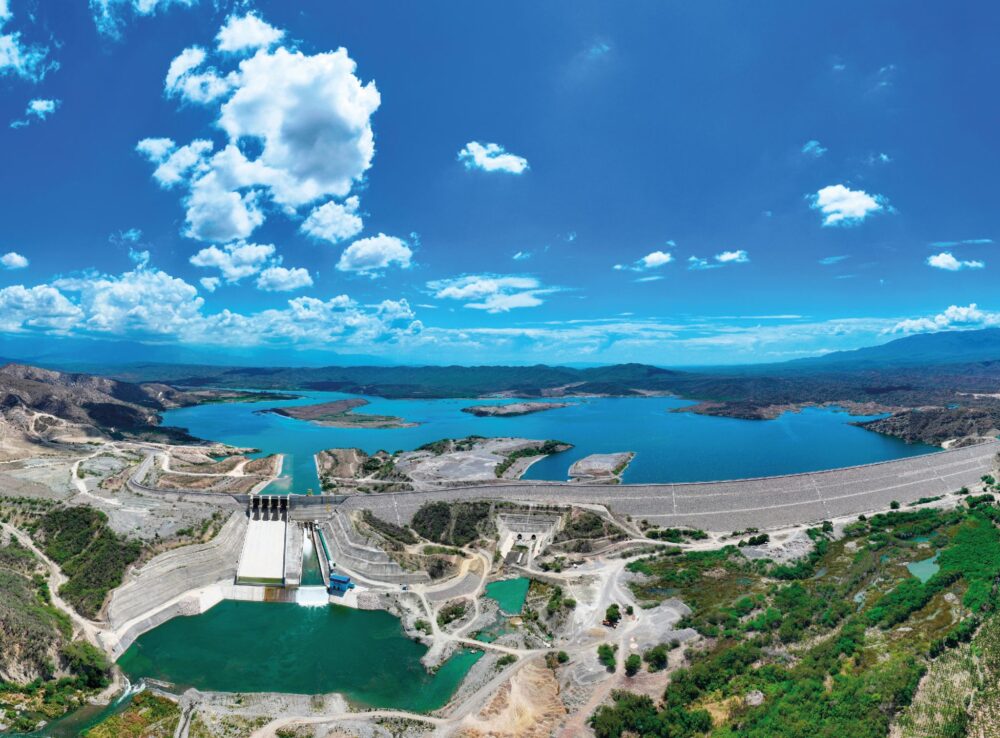 Alerta en el Sur: posible crecida de ríos amenaza a 21 comunidades por pruebas en presa Monte Grande